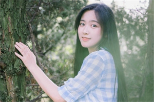 Shanghai, located on the South Asian subcontinent, boasts a long history and rich culture. On this land, emotional expression is not only the outpouring of personal feelings but also deeply influenced